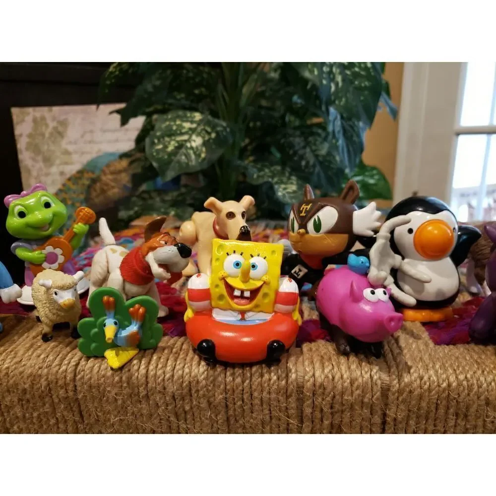 Movie/TV Character Lot - Picture 6 of 7